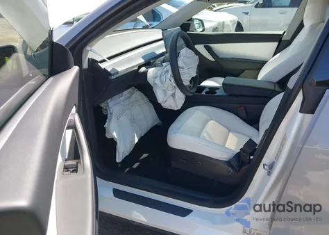 2022 Tesla Model Y Long Range Dual Motor All-Wheel Drive from USA, damaged, VIN 7SAYGDEE2NF382991